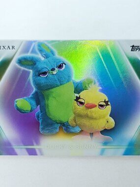 Ducky Bunny Topps 2026 Disney Neon Holo Parallel Refractor Limited 04/99